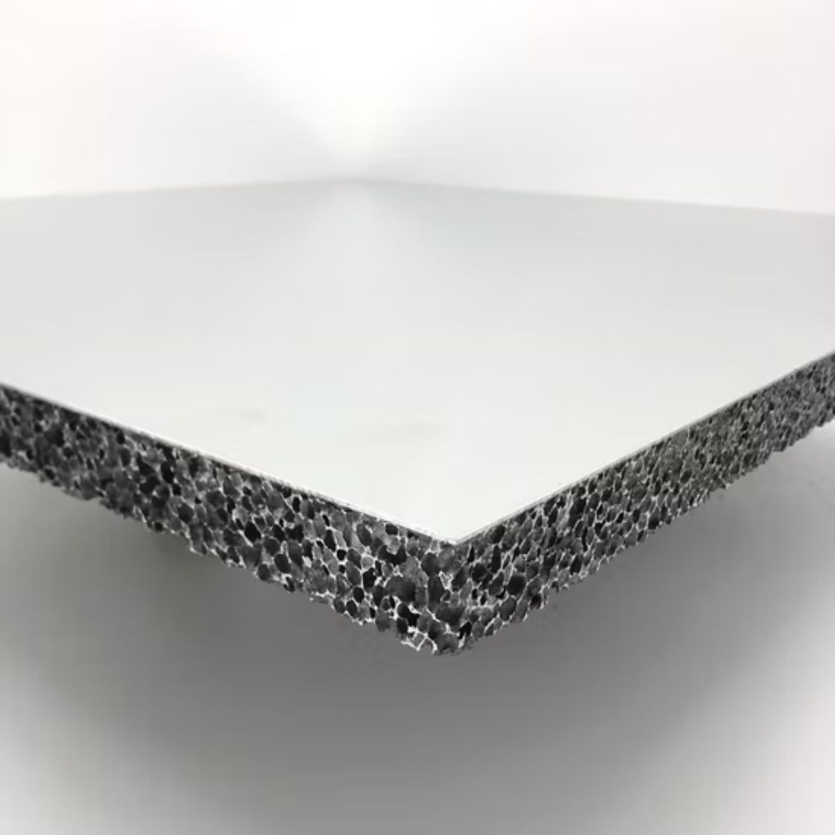 Rekomendasi Jenis Sandwich Panel untuk Konstruksi dan Industri