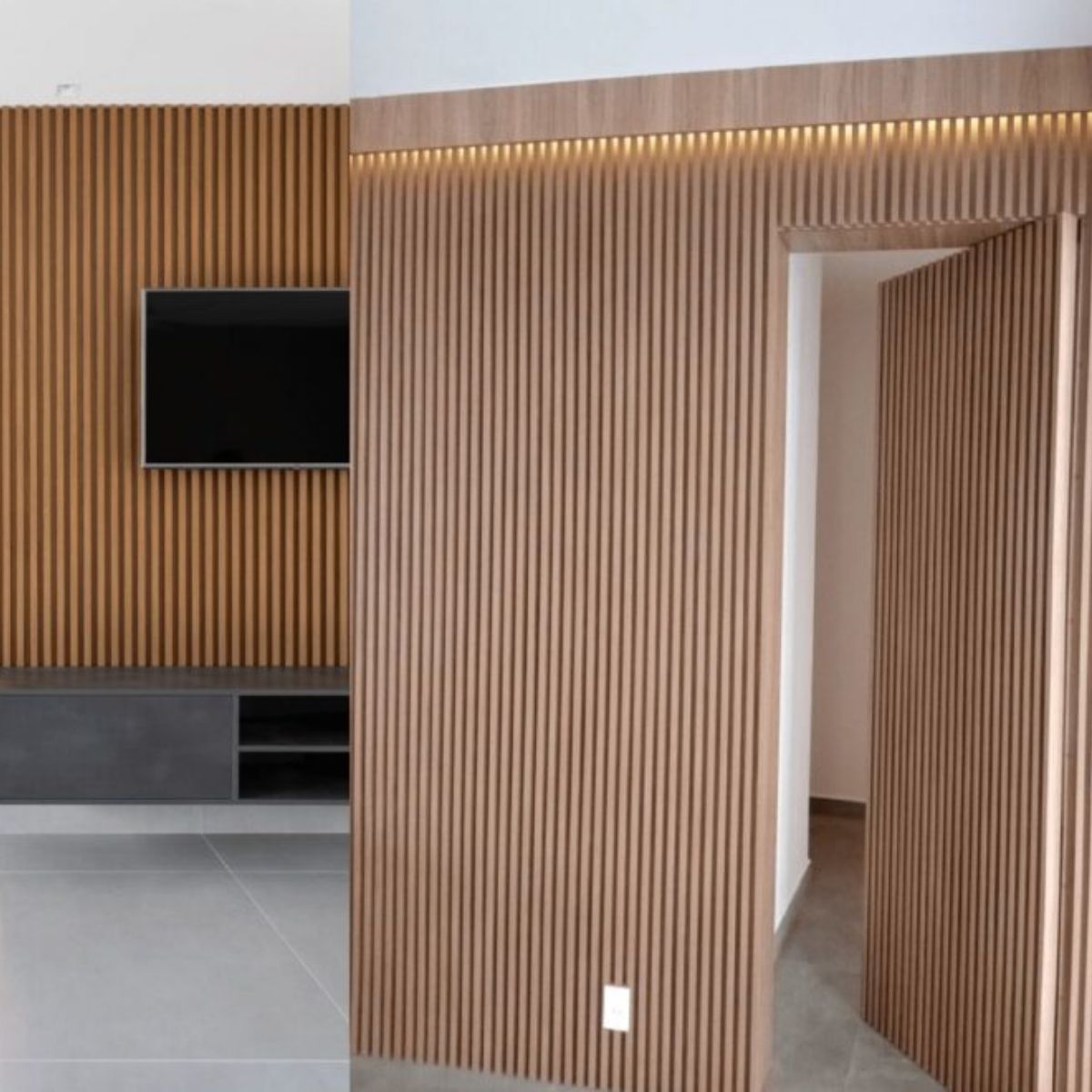 Mengapa Memilih Wall Panel untuk Dinding Interior?