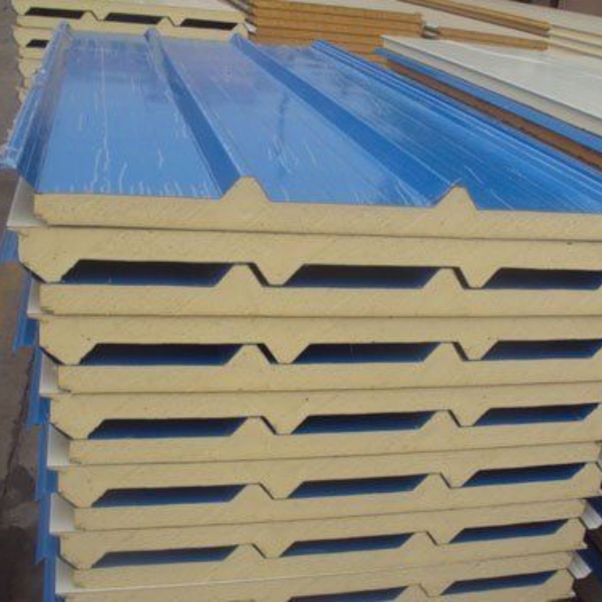 Mengapa Pemilihan Atap dan Insulasi Itu Penting?